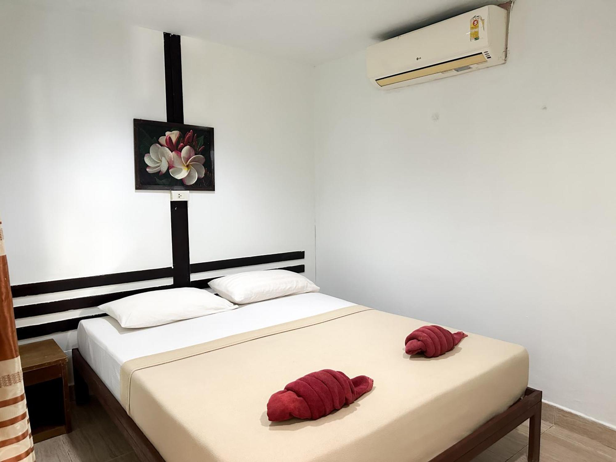 Bang Sit Guest House Фи Фи Айлънд Екстериор снимка