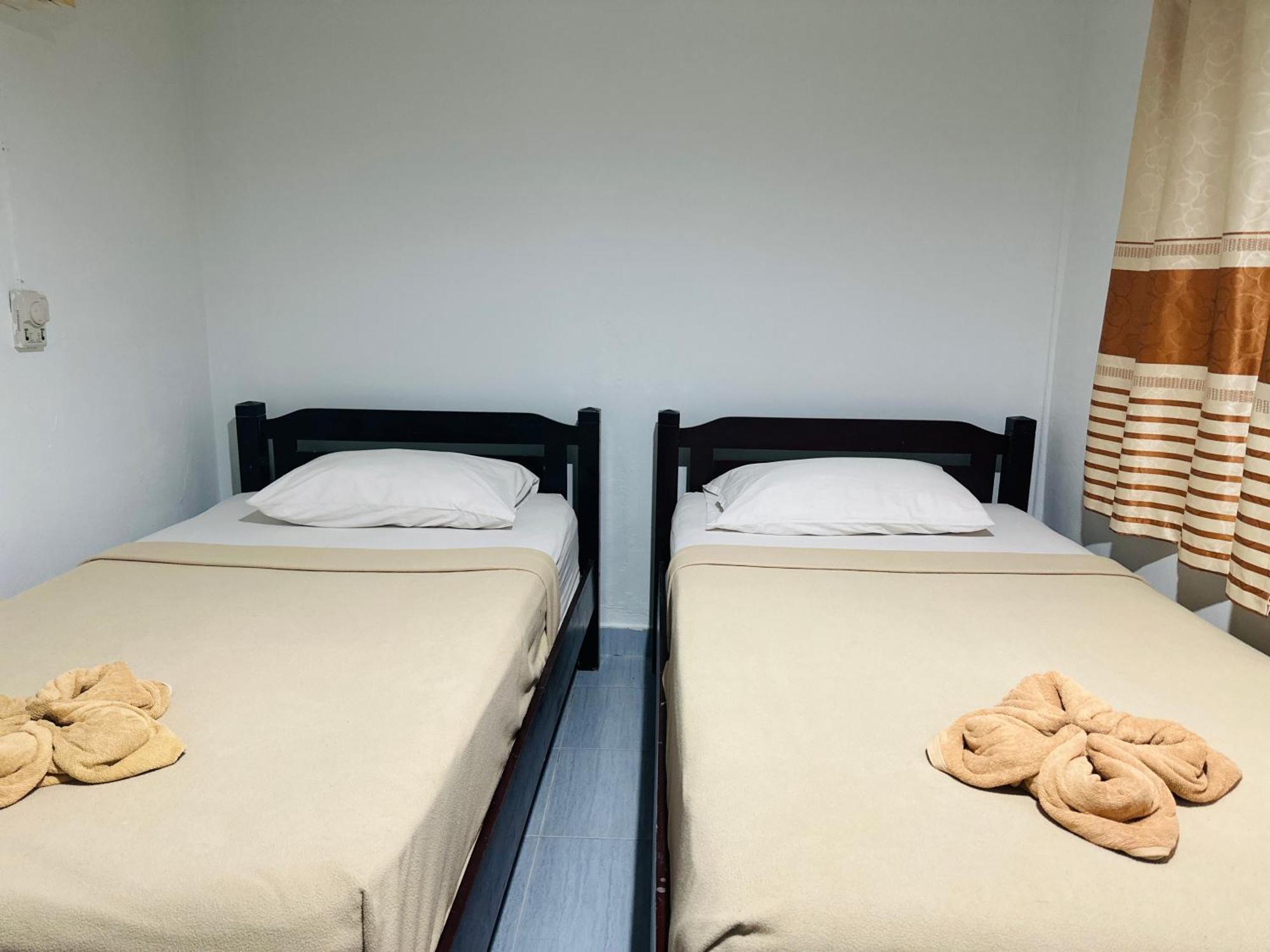 Bang Sit Guest House Фи Фи Айлънд Екстериор снимка
