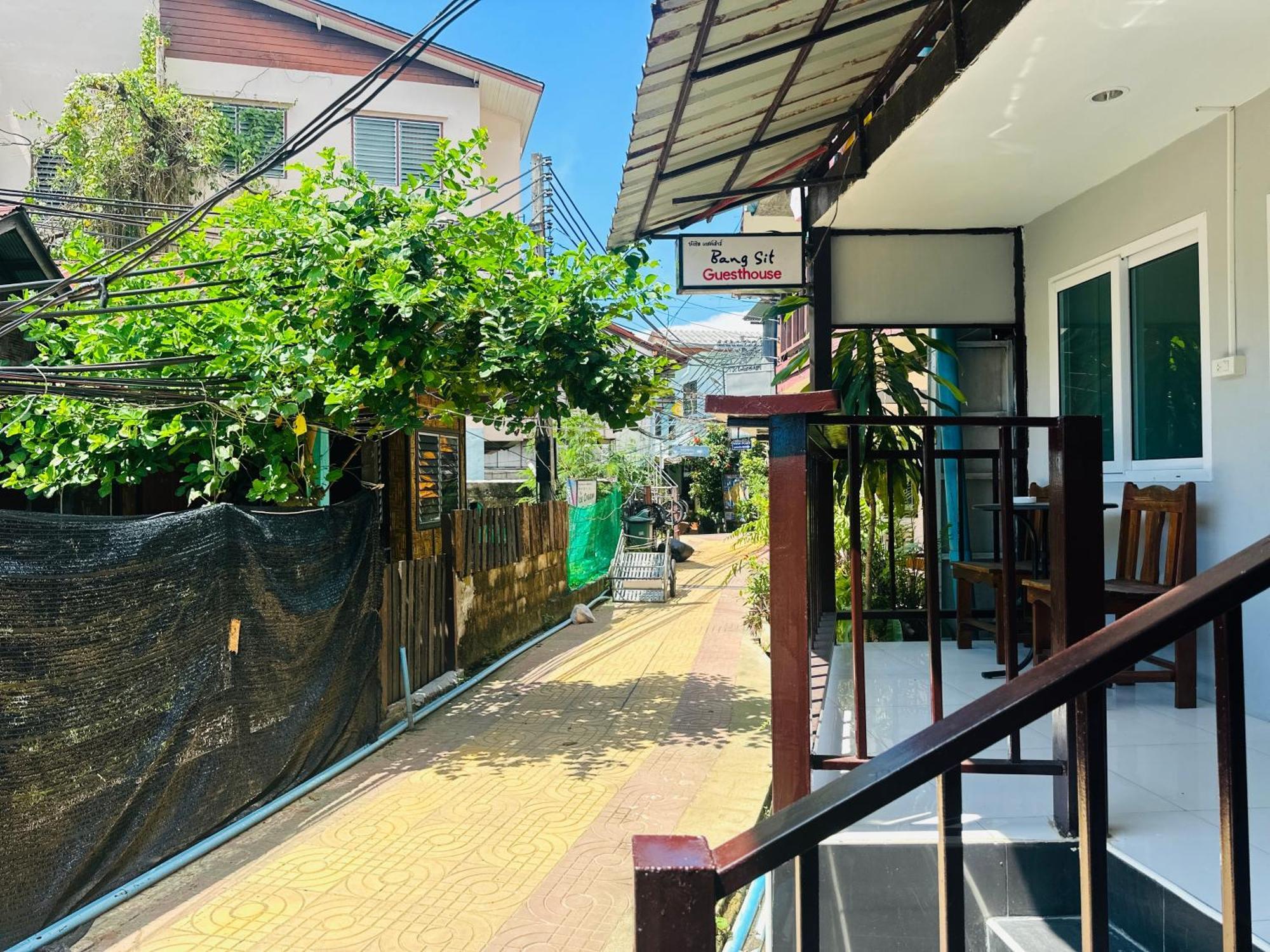 Bang Sit Guest House Фи Фи Айлънд Екстериор снимка